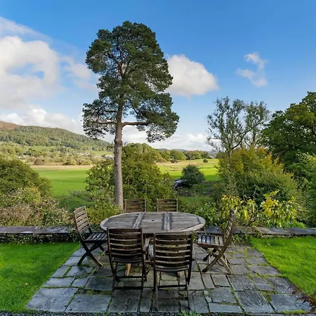 Holiday home Yew Bank